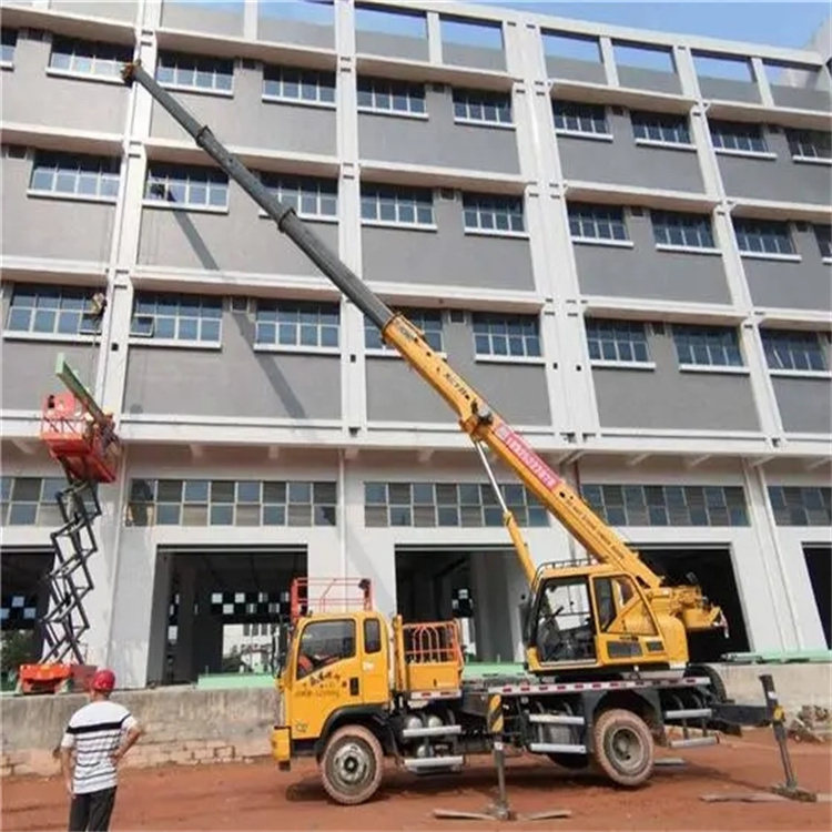 壤塘高楼层玻璃吊装